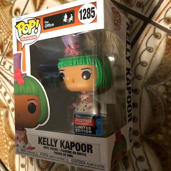 Kelly Kapoor #1285 - The Office Pop! TV [2022 Fall Convention Limited Edition] - Picture 3 of 6